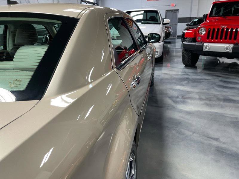 Used 2008 Chrysler 300 C w/ Sound Group II image 11