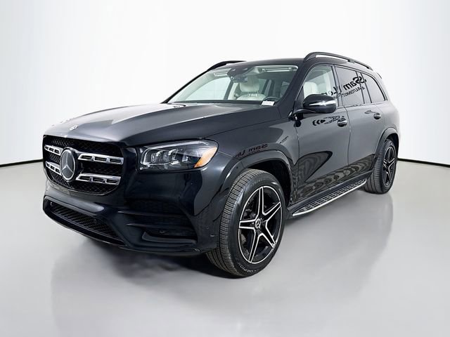 Used 2022 Mercedes-Benz GLS 450 4MATIC image 3
