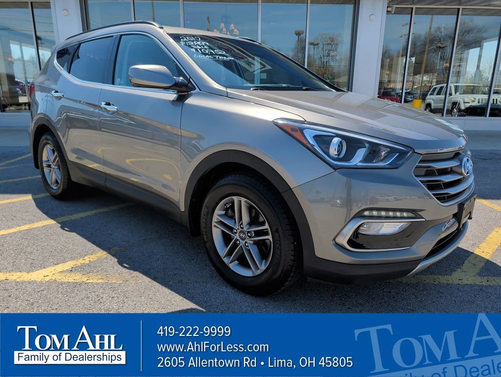 Used 2017 Hyundai Santa Fe Sport image 1