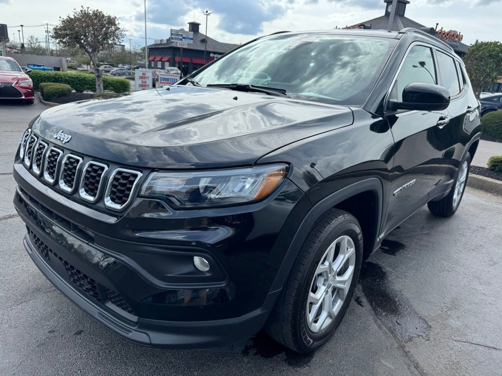 Used 2024 Jeep Compass Latitude