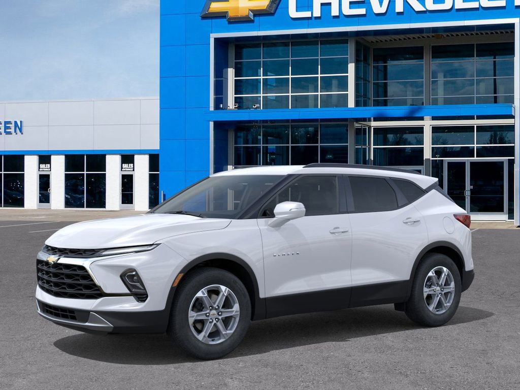 New 2026 Chevrolet Blazer LT image 2