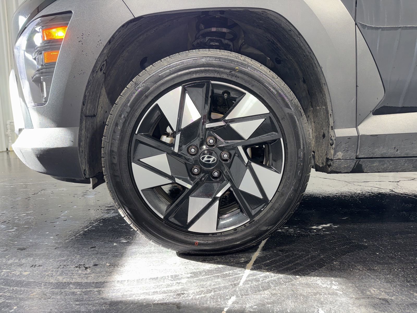 Used 2025 Hyundai Kona SEL image 6