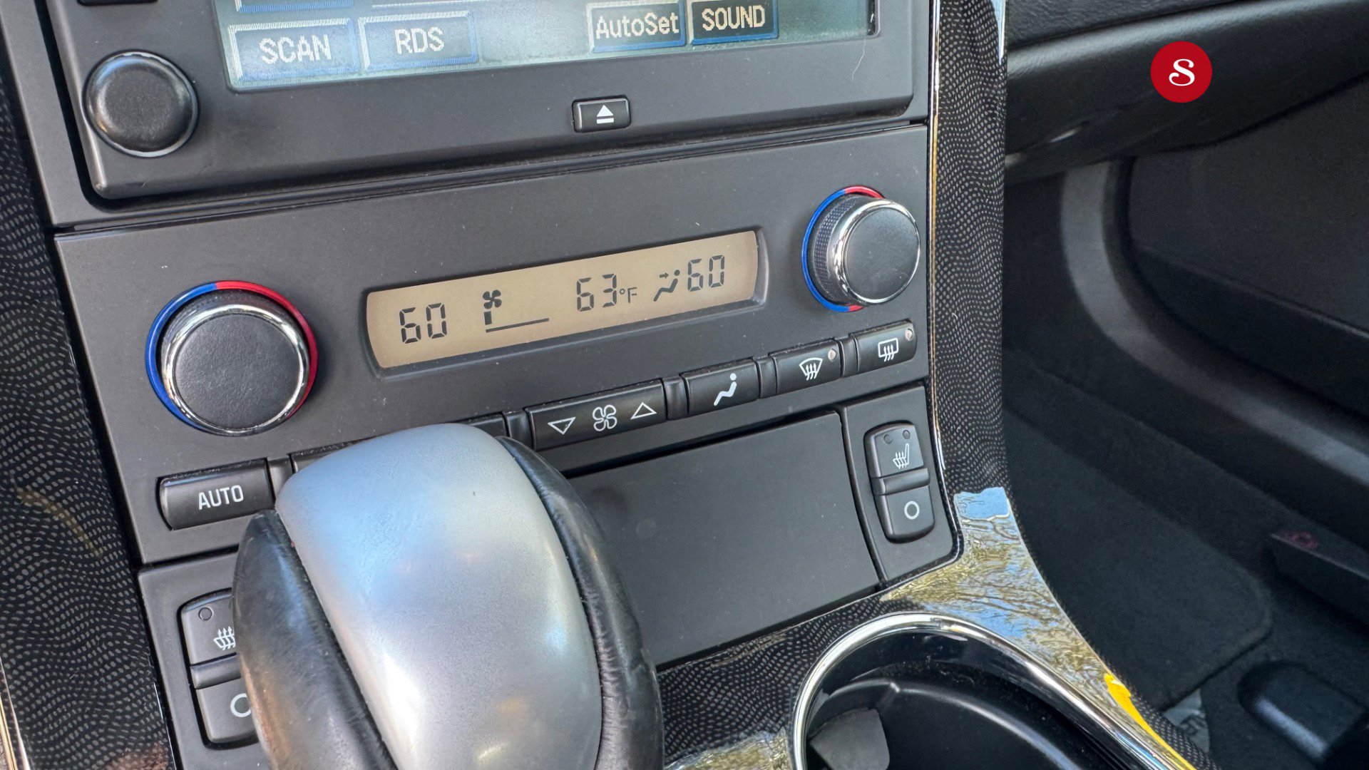 Used 2010 Chevrolet Corvette Convertible w/ Preferred Equipment Group image 15