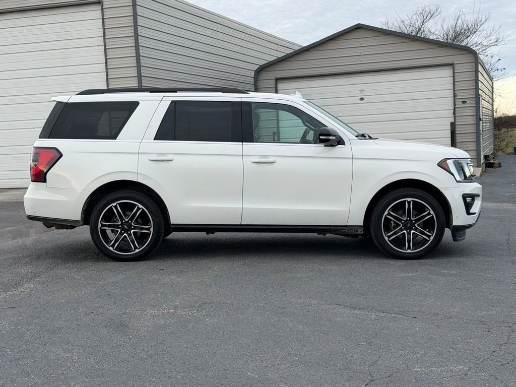 Used 2020 Ford Expedition Limited w/ Equipment Group 303A image 4