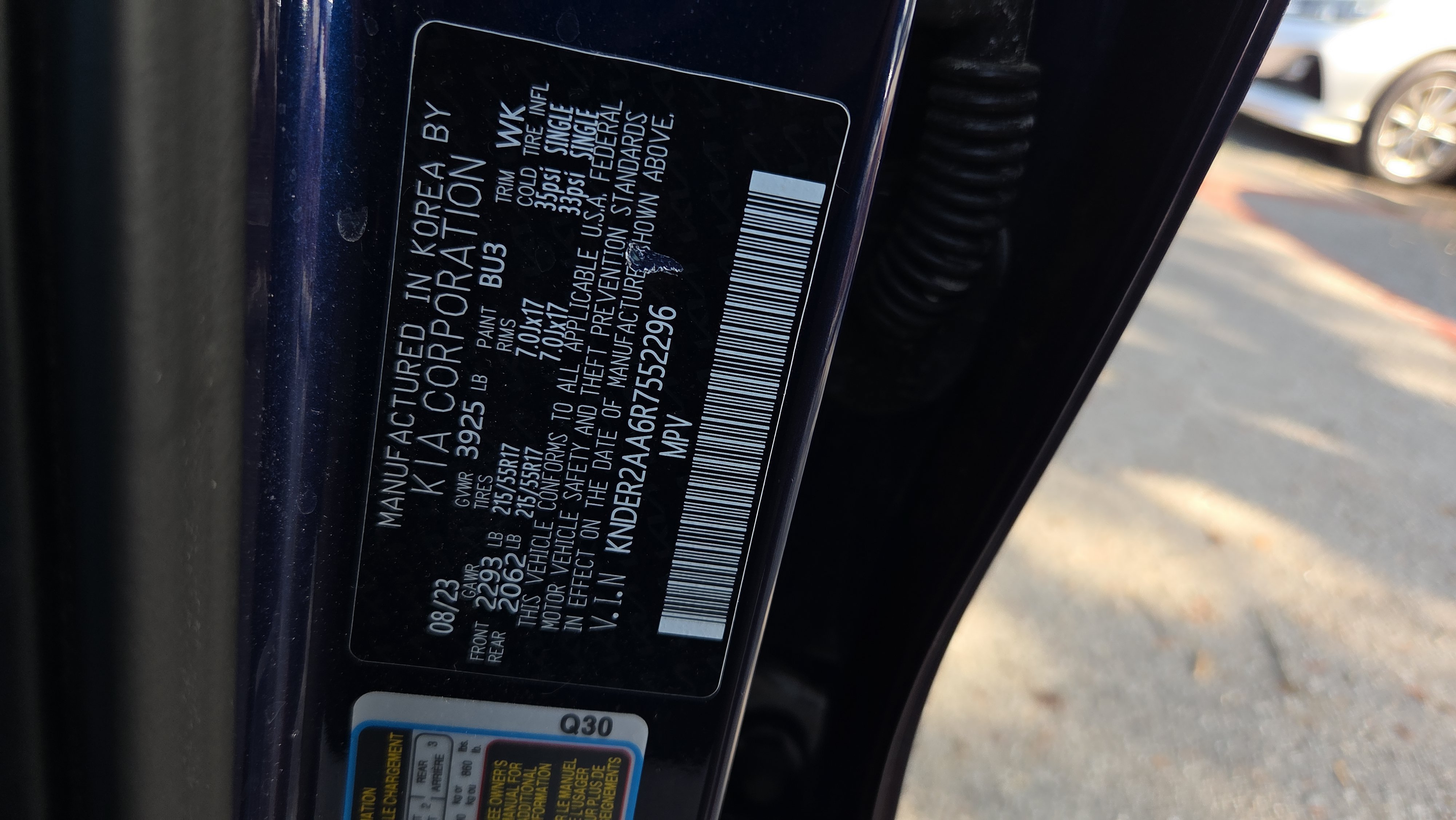 Certified 2024 Kia Seltos EX FWD image 17