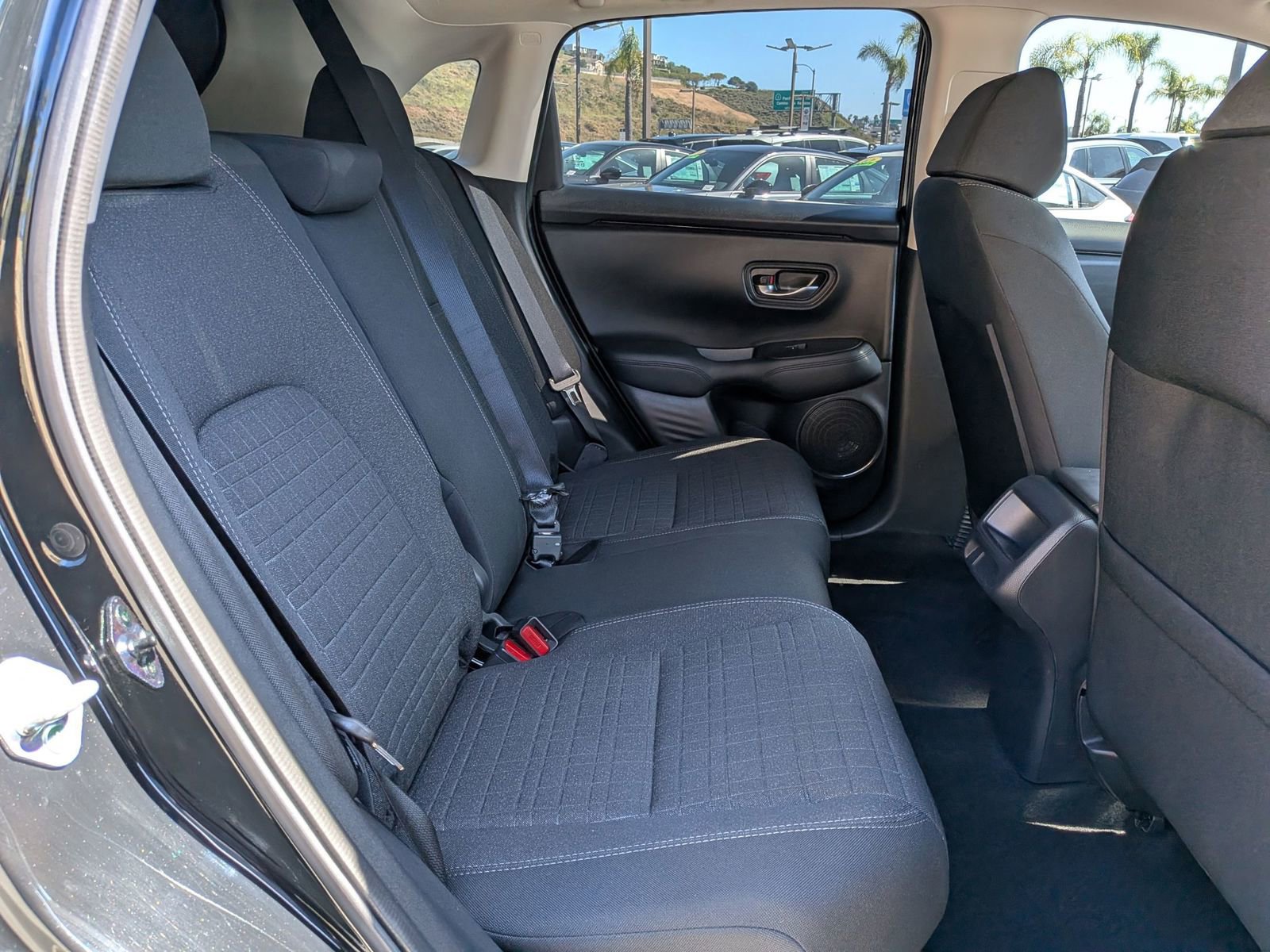 Used 2024 Honda HR-V LX image 31