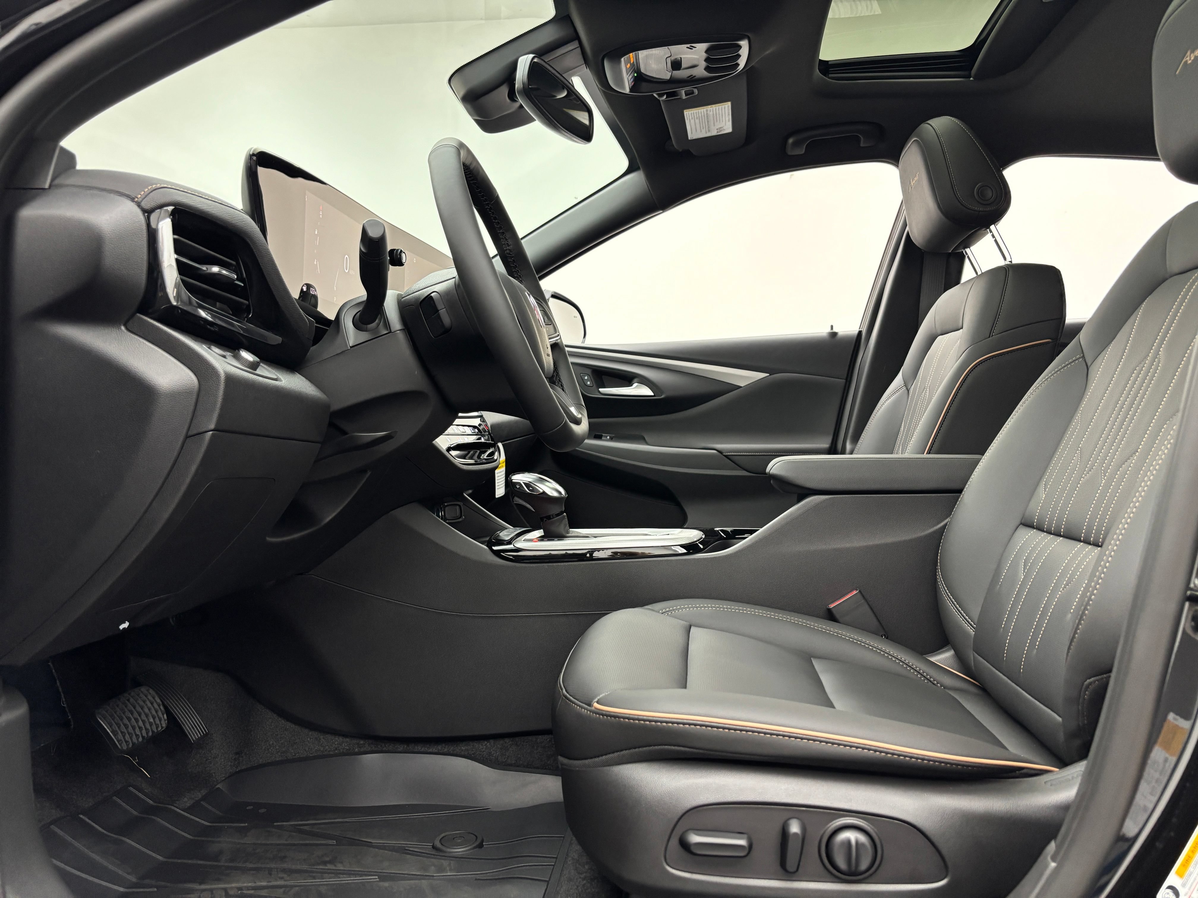 New 2026 Buick Envista Avenir FWD image 17