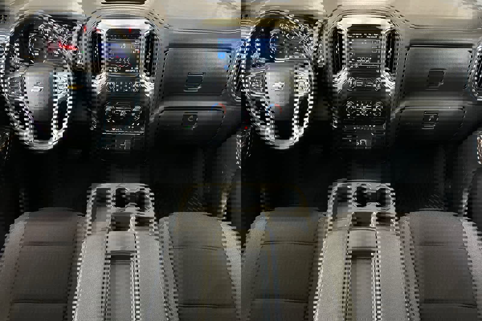 Used 2023 Chevrolet Silverado 2500 LT w/ Convenience Package image 3