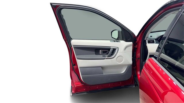 Used 2019 Land Rover Discovery Sport HSE image 10