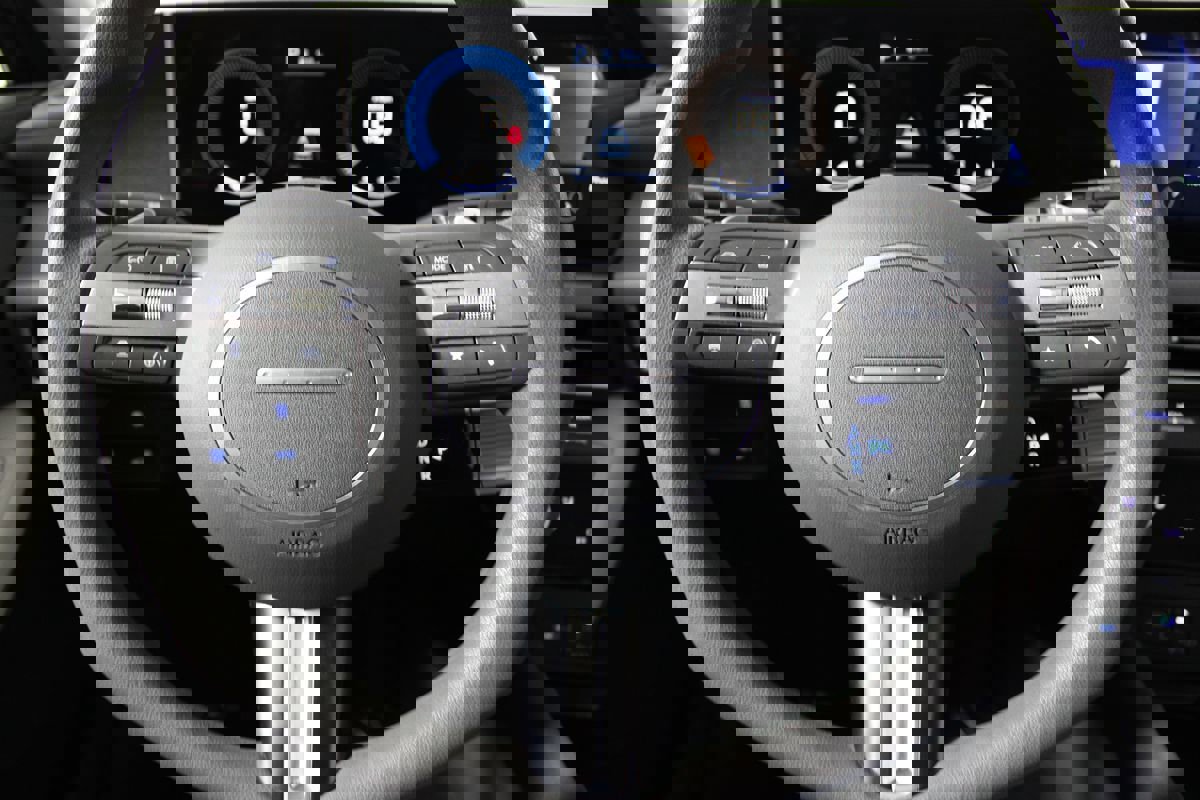 Used 2025 Hyundai Sonata SEL image 13