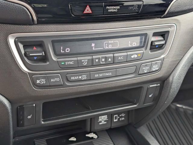 Used 2022 Honda Passport TrailSport image 25