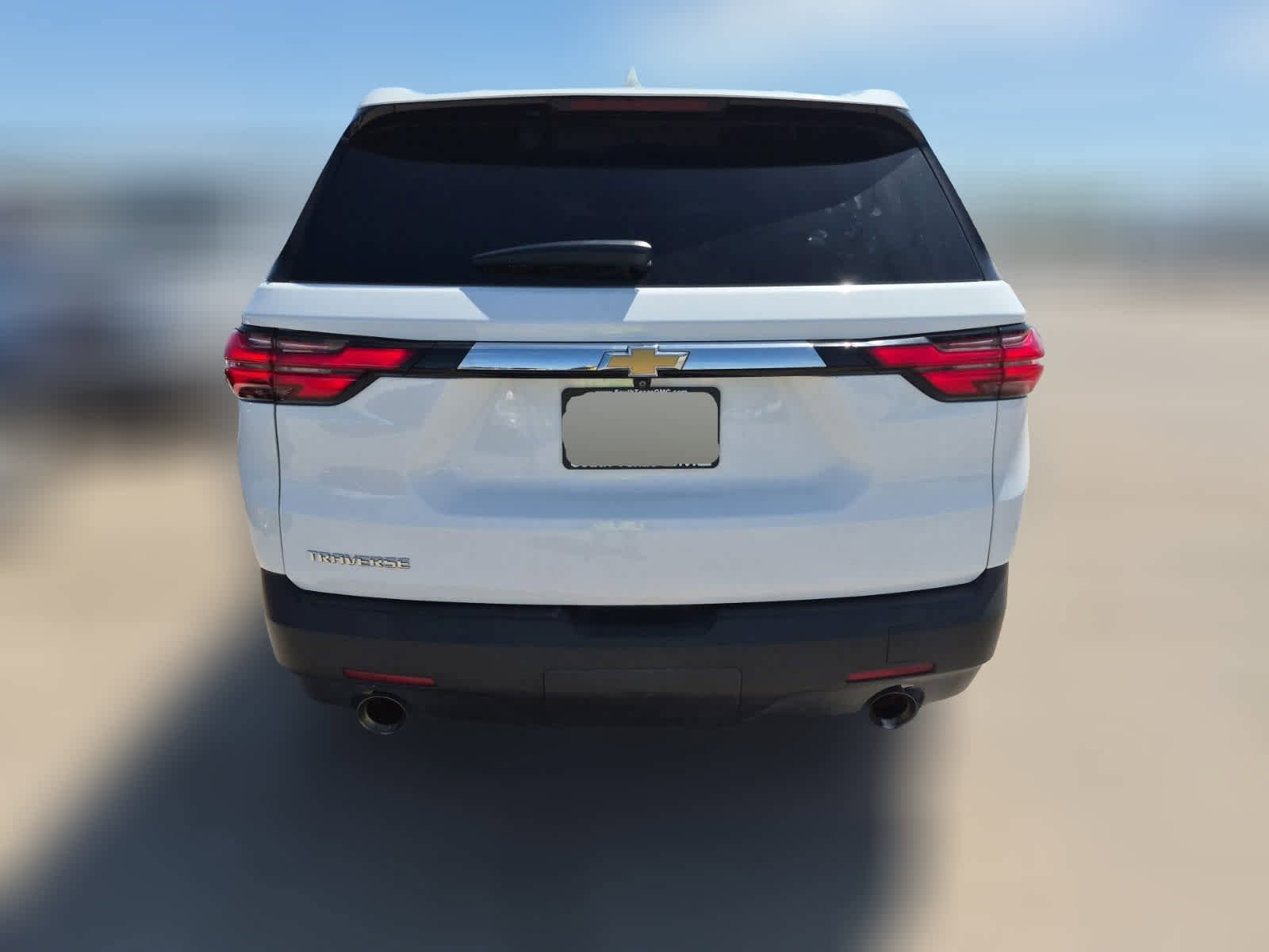 Used 2022 Chevrolet Traverse LS FWD image 3