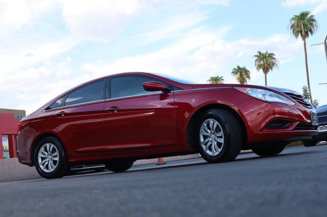 Used 2011 Hyundai Sonata GLS FWD image 12