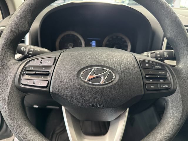 Used 2022 Hyundai Venue SE FWD image 19