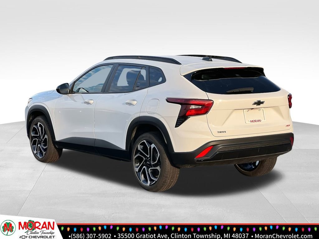 Certified 2024 Chevrolet Trax RS image 4