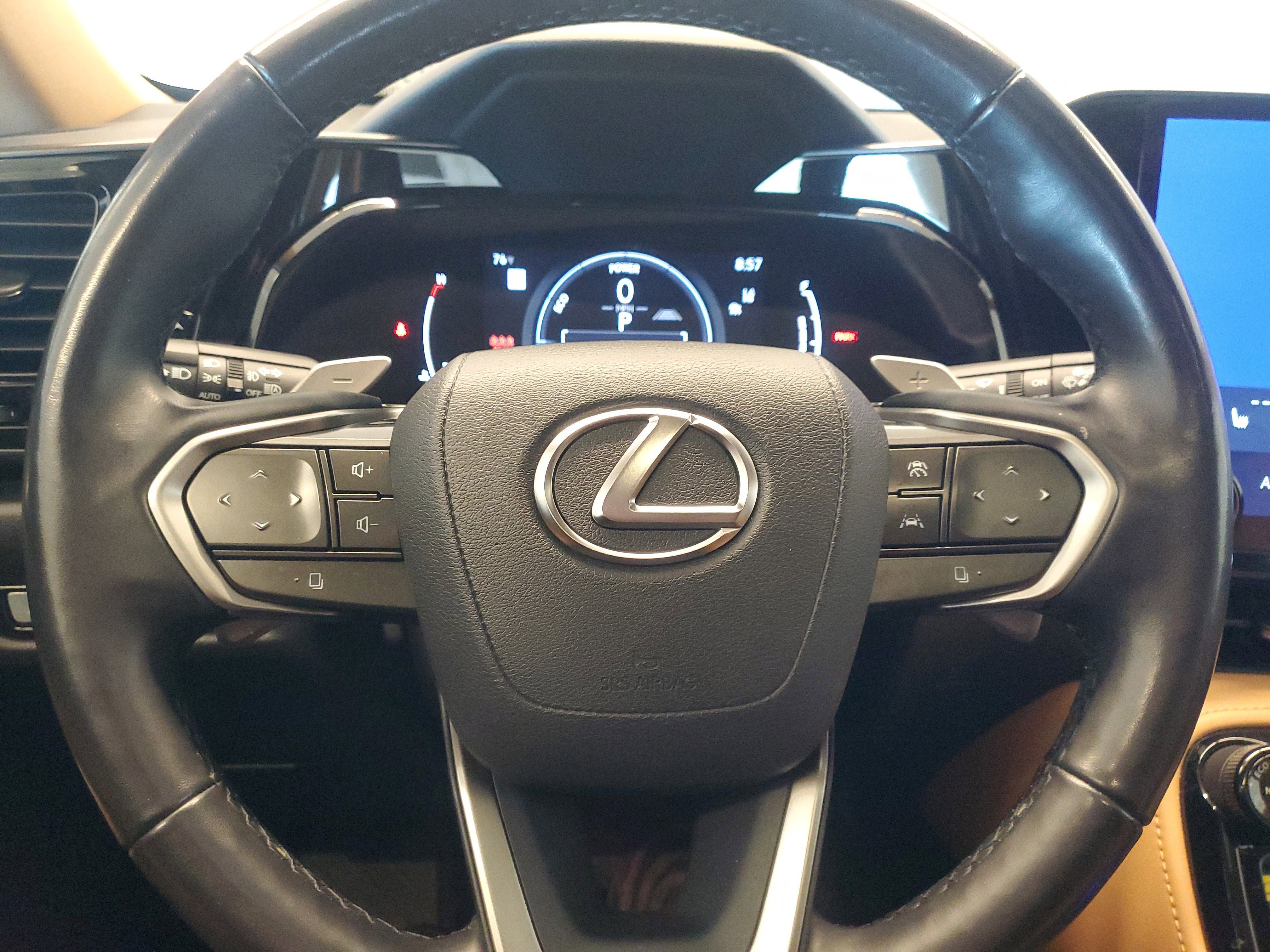 Used 2023 Lexus NX 350h NX 350h Premium image 25