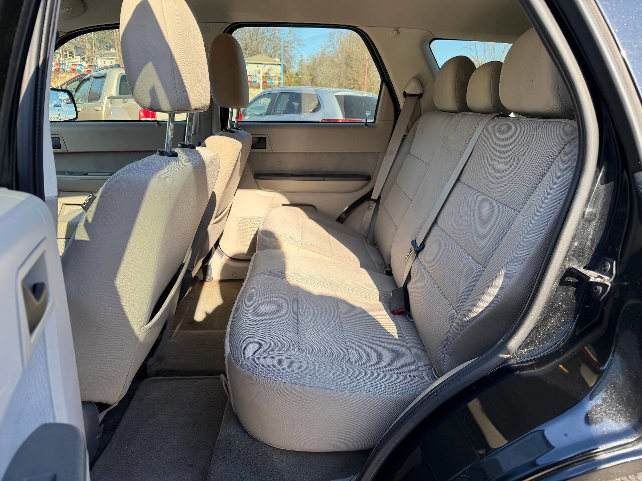 Used 2011 Ford Escape XLT image 12