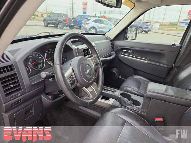 Used 2012 Jeep Liberty Limited Jet w/ Comfort/Convenience Group AWD/4WD image 17