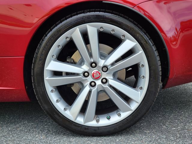 Used 2015 Jaguar XK Coupe RWD image 15