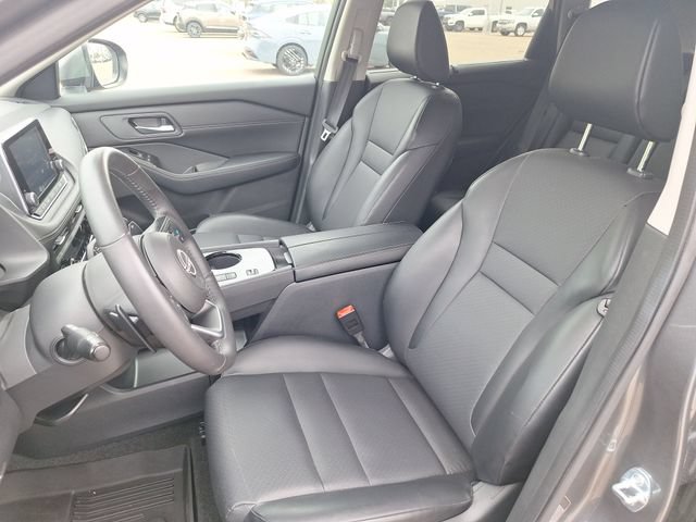 Certified 2024 Nissan Rogue SV w/ SV Premium Package FWD image 10