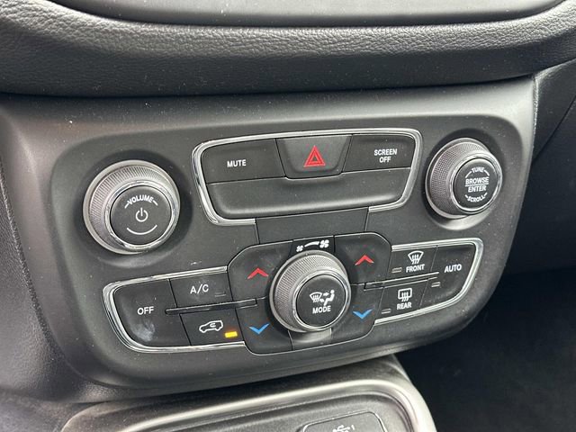 Certified 2019 Jeep Compass Latitude image 21