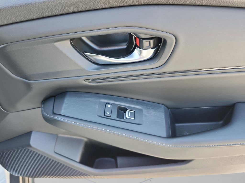 Used 2023 Honda Accord Sport image 25