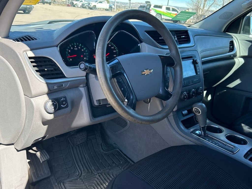 Used 2014 Chevrolet Traverse LS image 8