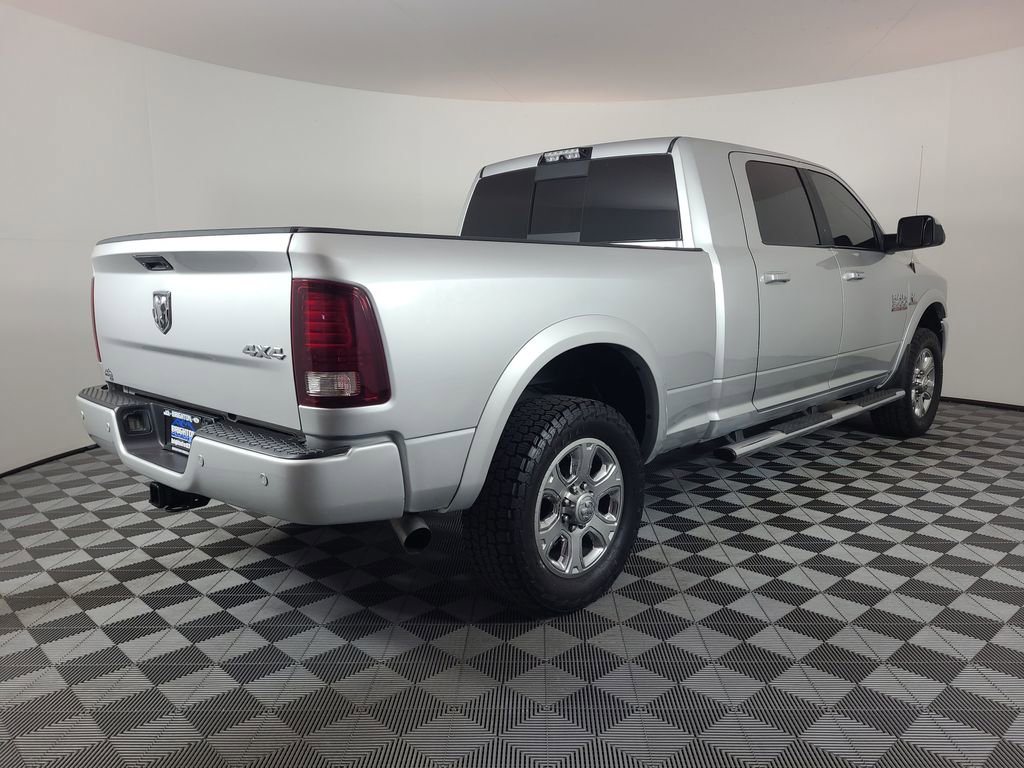 Used 2018 RAM 3500 Laramie w/ Sport Appearance Group AWD/4WD image 3