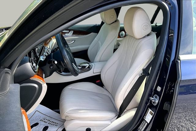 Used 2019 Mercedes-Benz E 300 4MATIC image 24