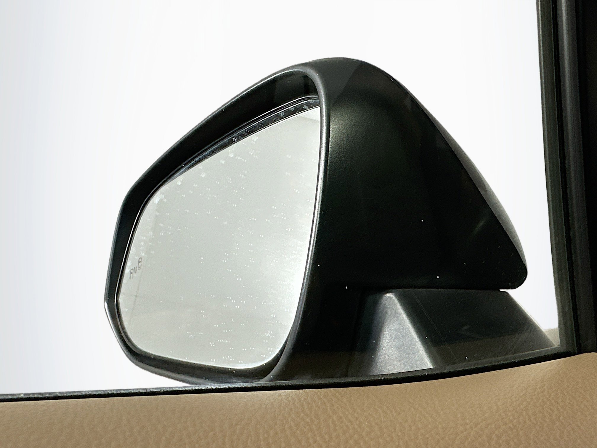 Used 2020 Toyota RAV4 XLE Premium AWD/4WD image 16
