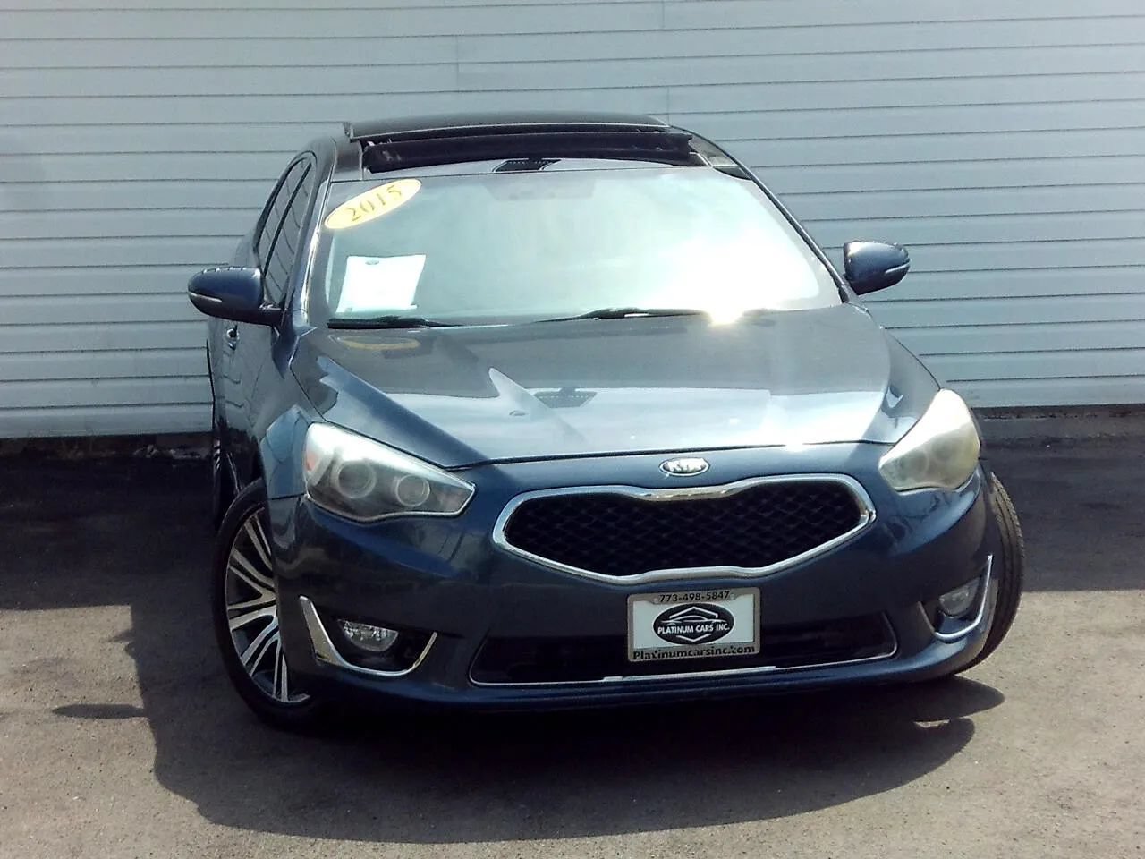 Used 2015 Kia Cadenza Premium FWD image 1