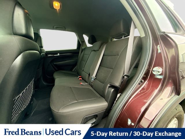 Used 2015 Kia Sorento LX image 23