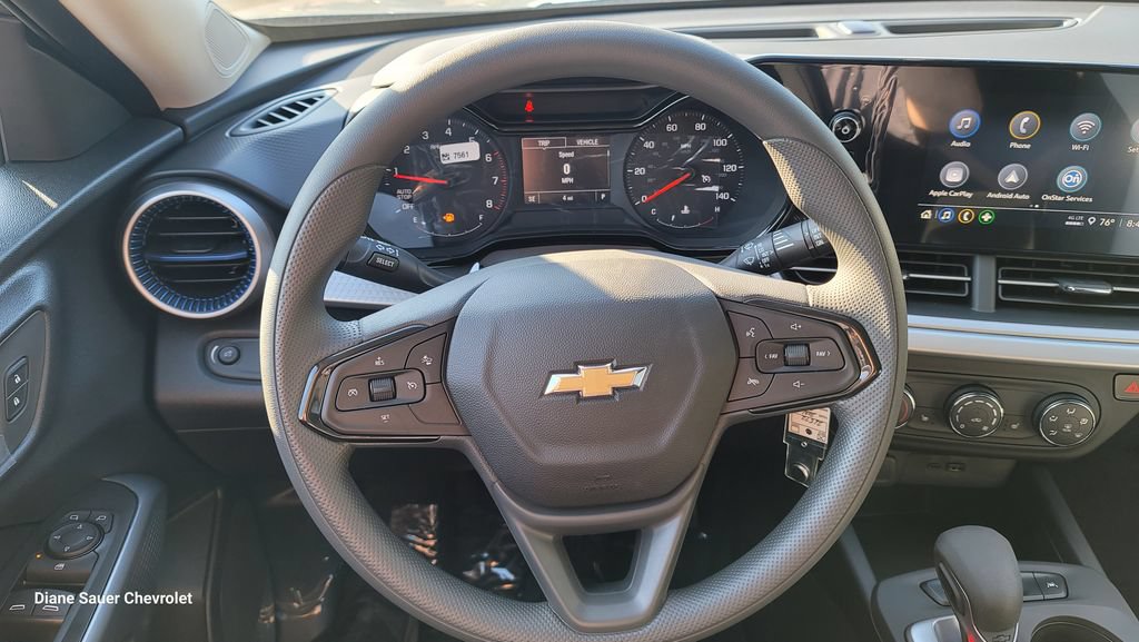 New 2026 Chevrolet Trax LS w/ LS Convenience Package FWD image 20
