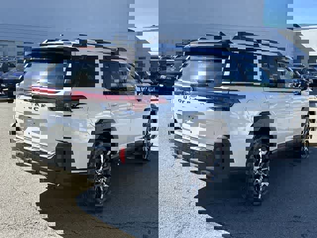 New 2026 Subaru Outback Touring XT image 31