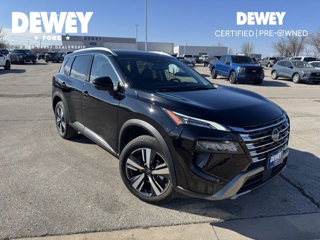 Used 2024 Nissan Rogue SL w/ SL Premium Package image 1