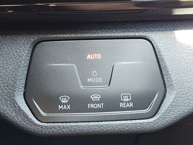 Certified 2022 Volkswagen ID.4 Pro AWD/4WD image 20
