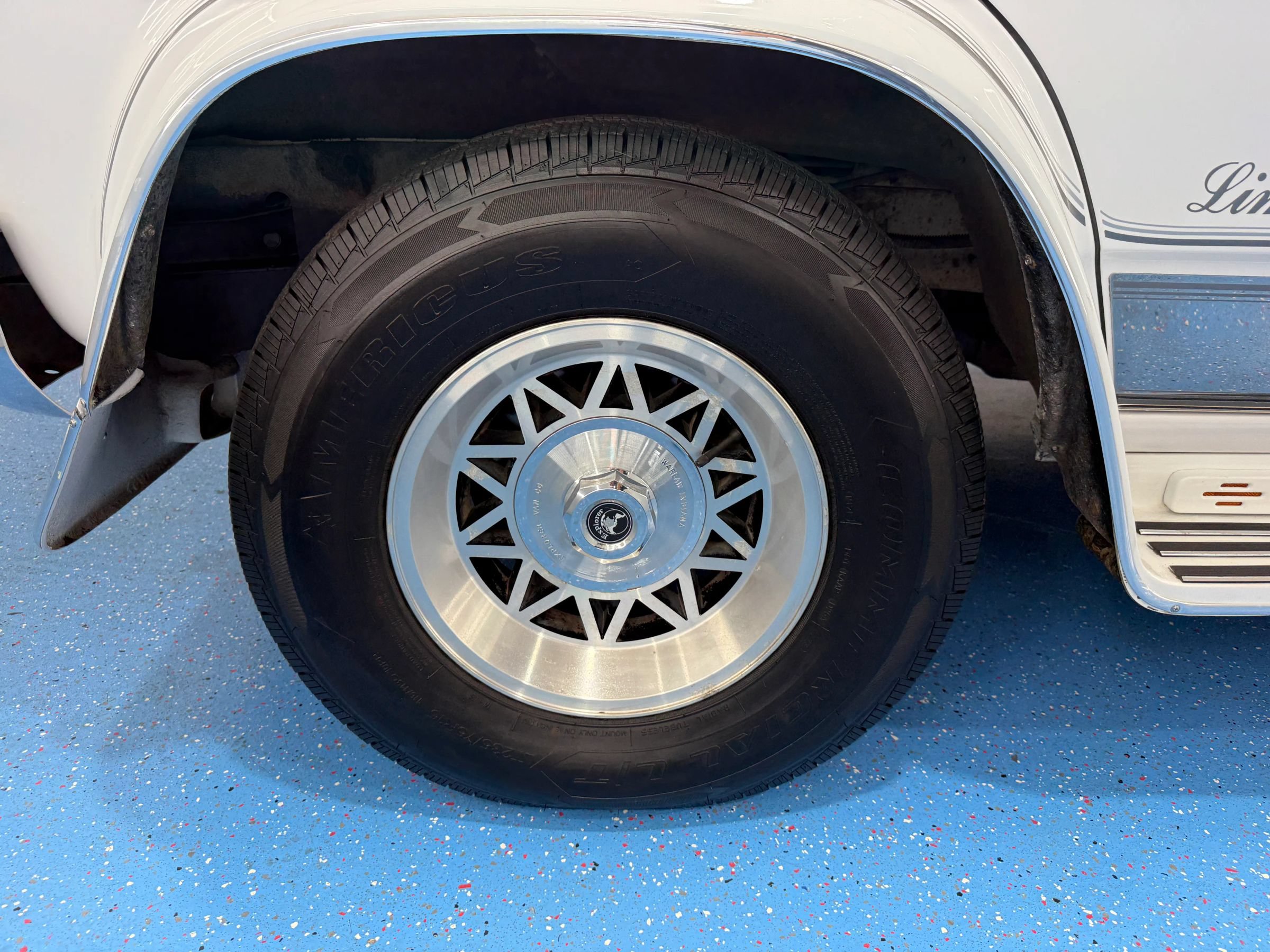 Used 1995 GMC G2500 Vandura RWD image 54