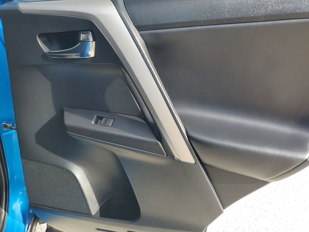 Used 2016 Toyota RAV4 XLE image 42