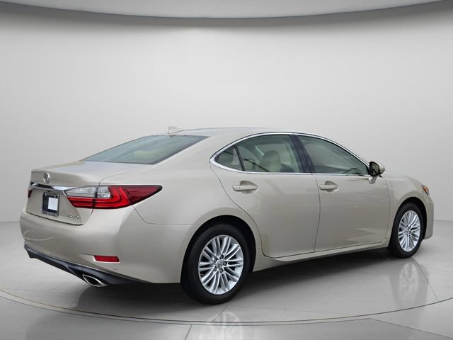 Used 2016 Lexus ES 350 w/ Premium Package w/Wood Trim FWD image 7