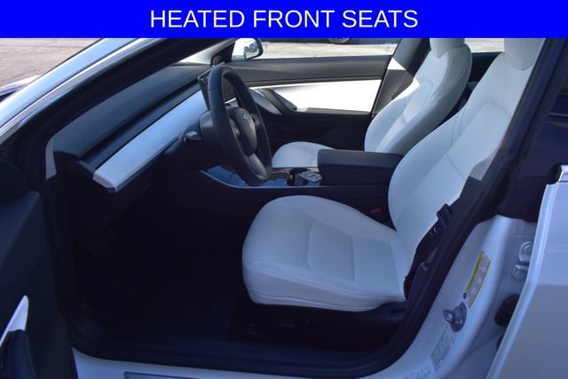 Used 2020 Tesla Model 3 Standard Range Plus RWD image 4