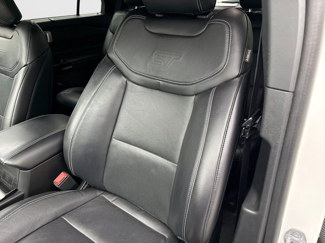 Used 2024 Ford Explorer ST w/ Equipment Group 401A AWD/4WD image 9