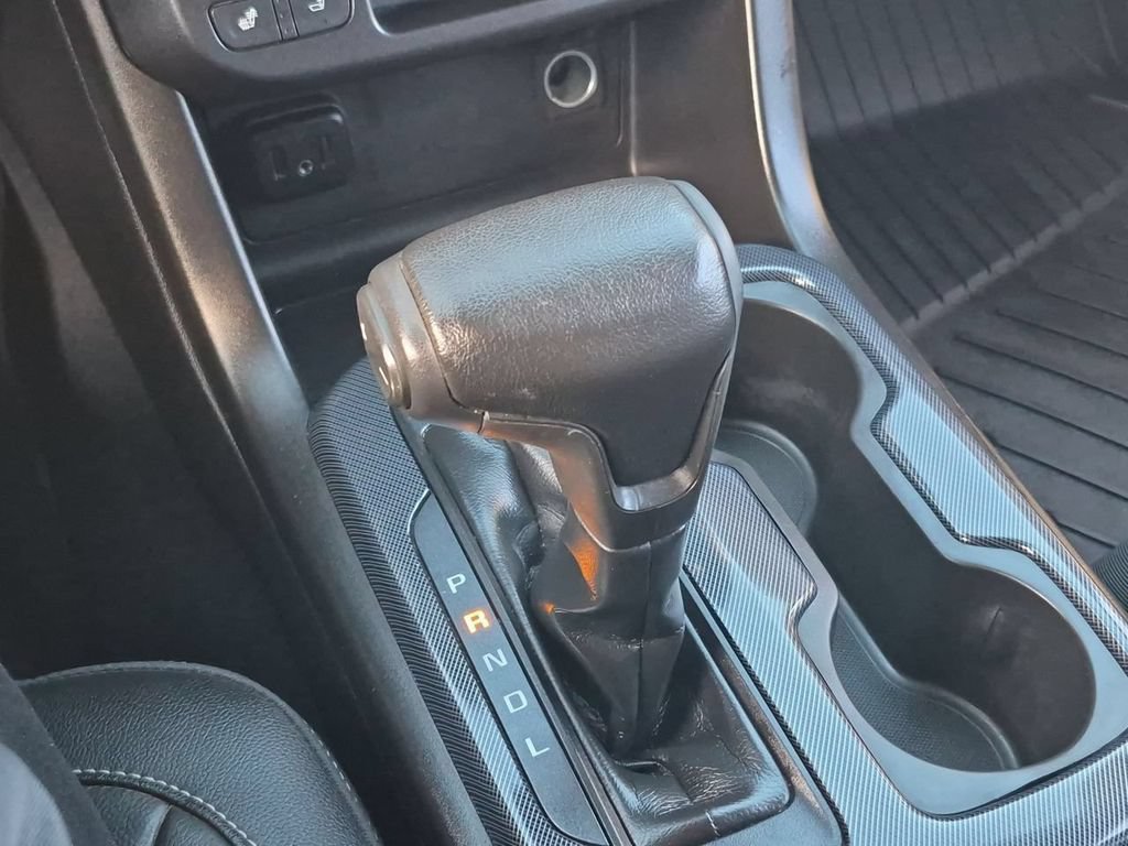 Used 2019 Chevrolet Colorado Z71 AWD/4WD image 16