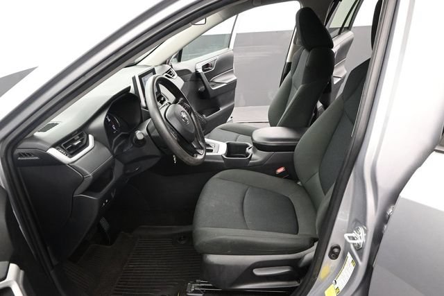 Used 2023 Toyota RAV4 LE FWD image 10