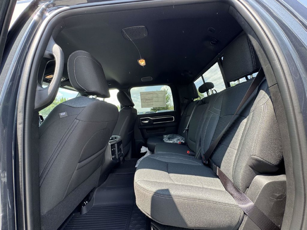 New 2026 RAM 2500 Big Horn AWD/4WD image 14