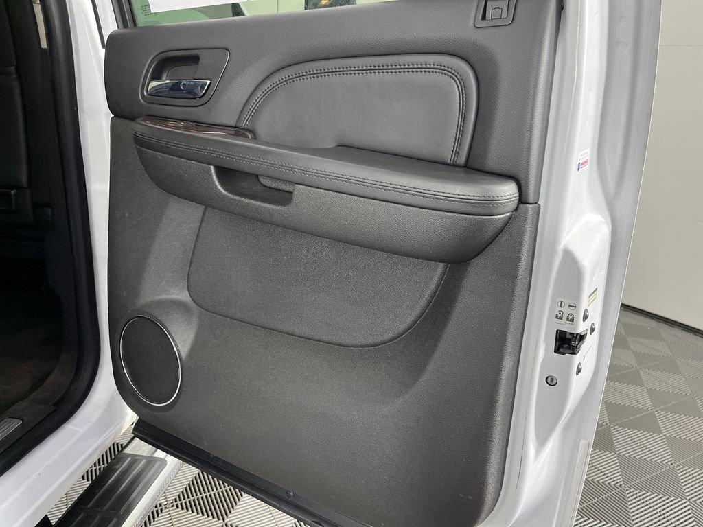 Used 2013 GMC Sierra 3500 Denali image 13