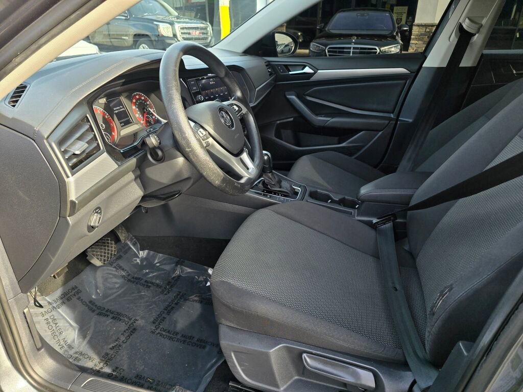 Used 2019 Volkswagen Jetta R-Line FWD image 23