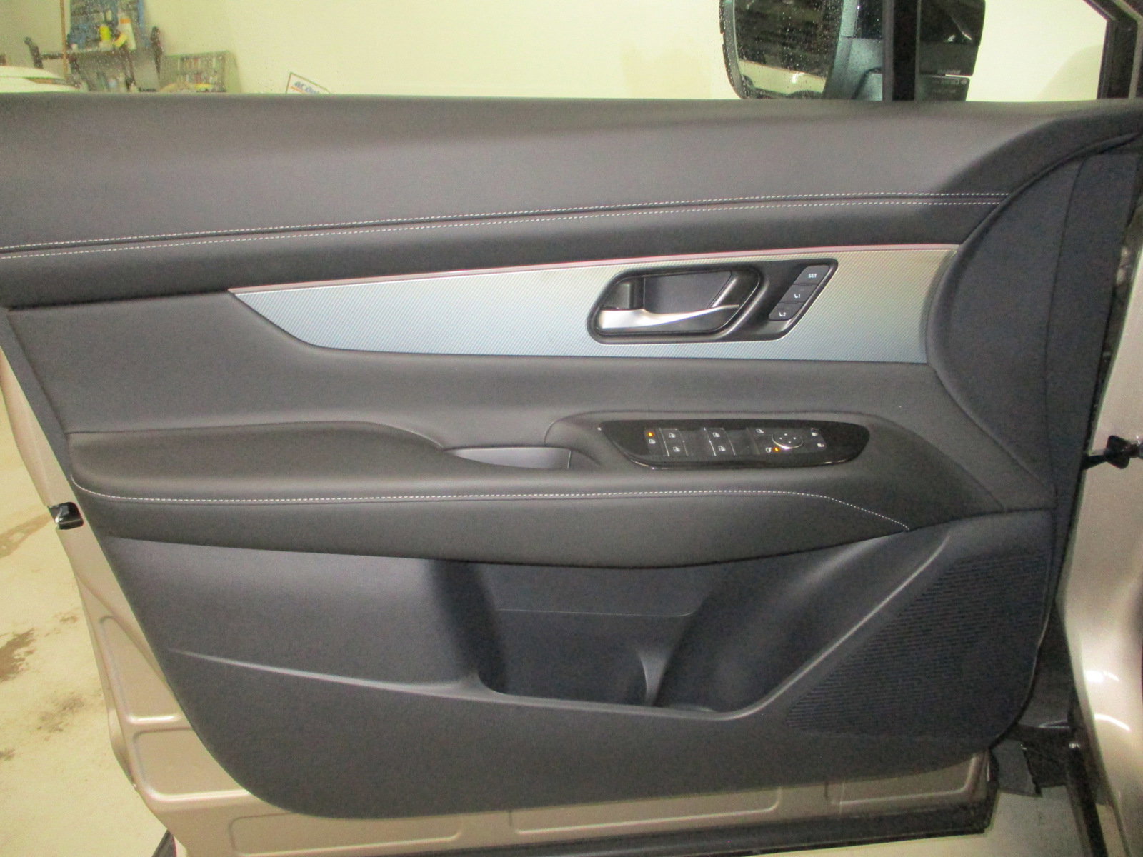 New 2025 Nissan Murano SL image 15