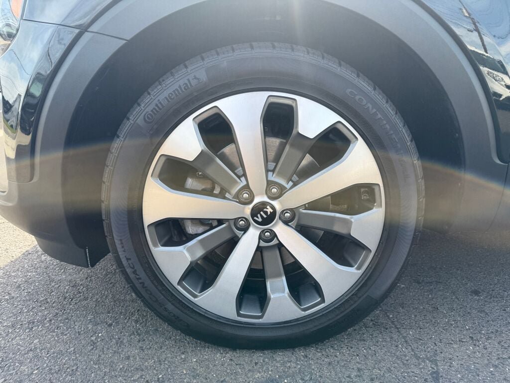 Used 2020 Kia Telluride S AWD/4WD image 40