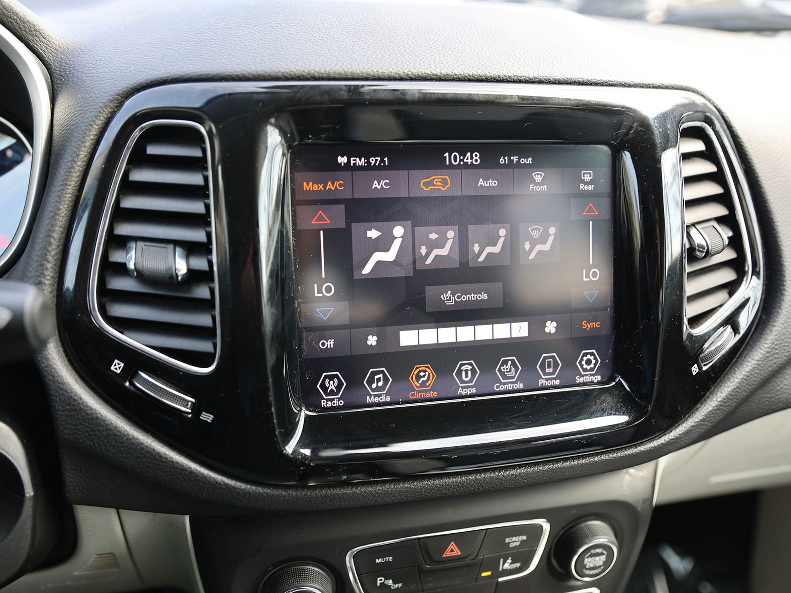 Used 2021 Jeep Compass Limited image 25