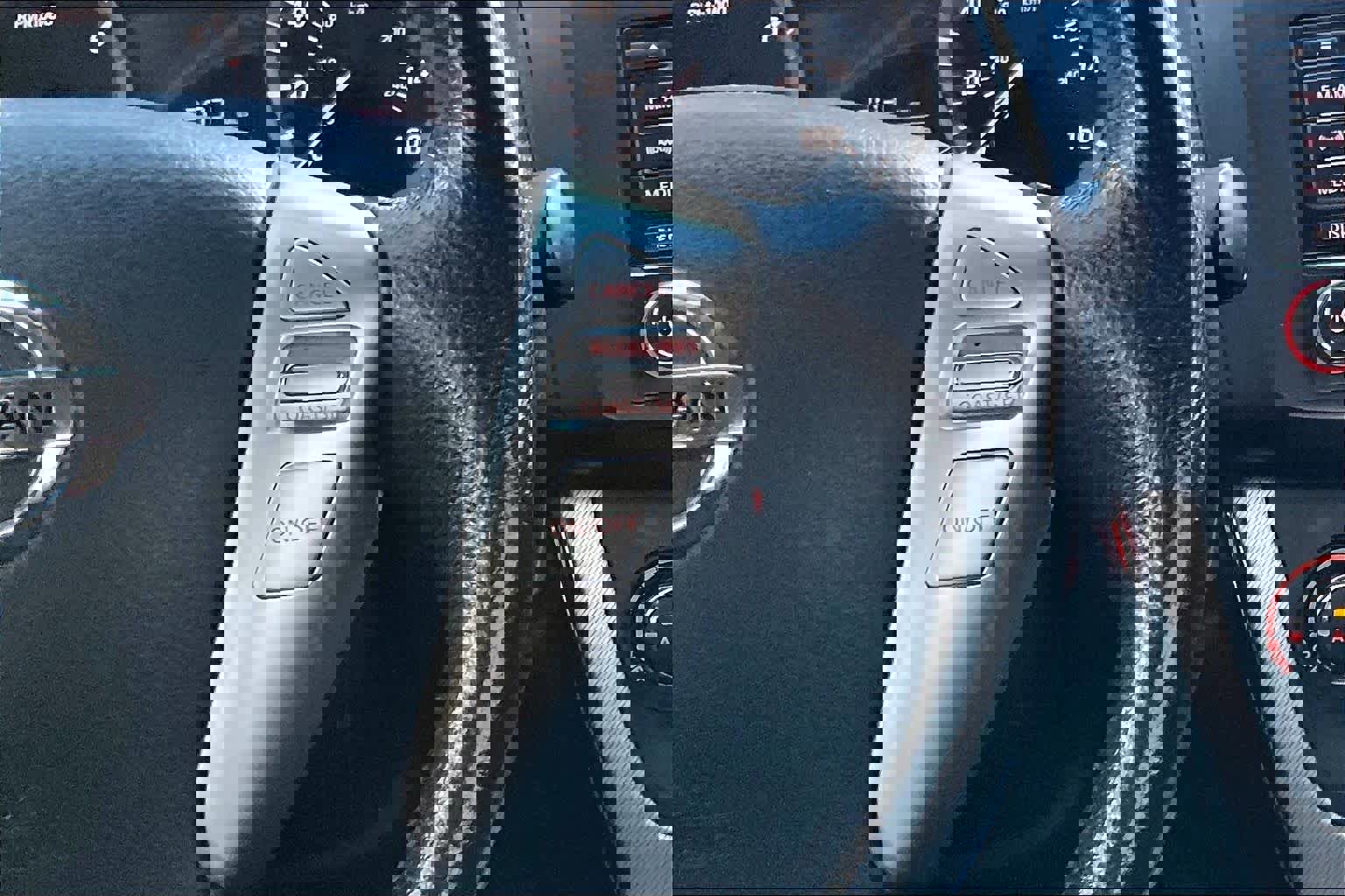 Used 2015 Nissan Sentra SR image 25